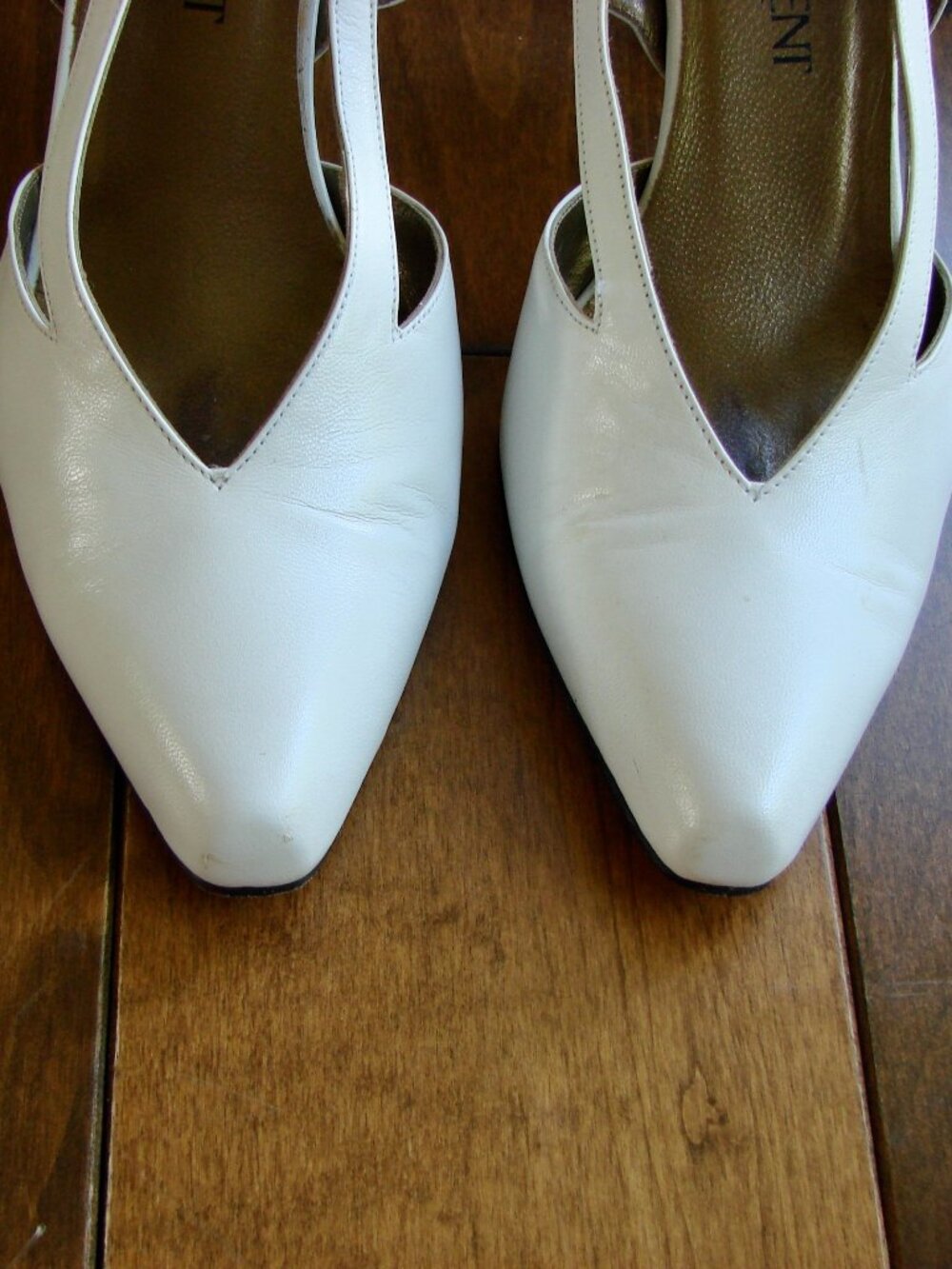 YSL White Slingback Leather Heels Wedding Authentic COA Kitten Heels Vintage 7 - Picture 6 of 13